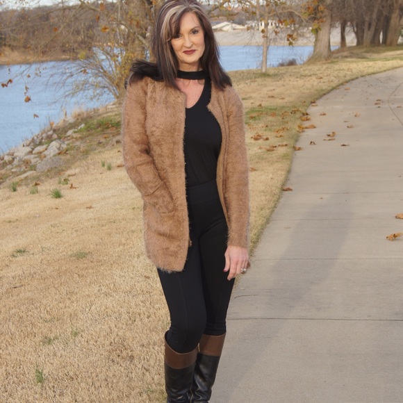 Camel plush cardigan sm med large - Picture 4 of 4